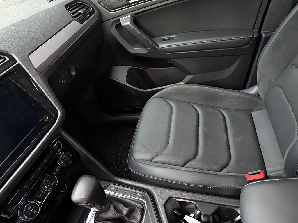 Volkswagen Tiguan L 2021