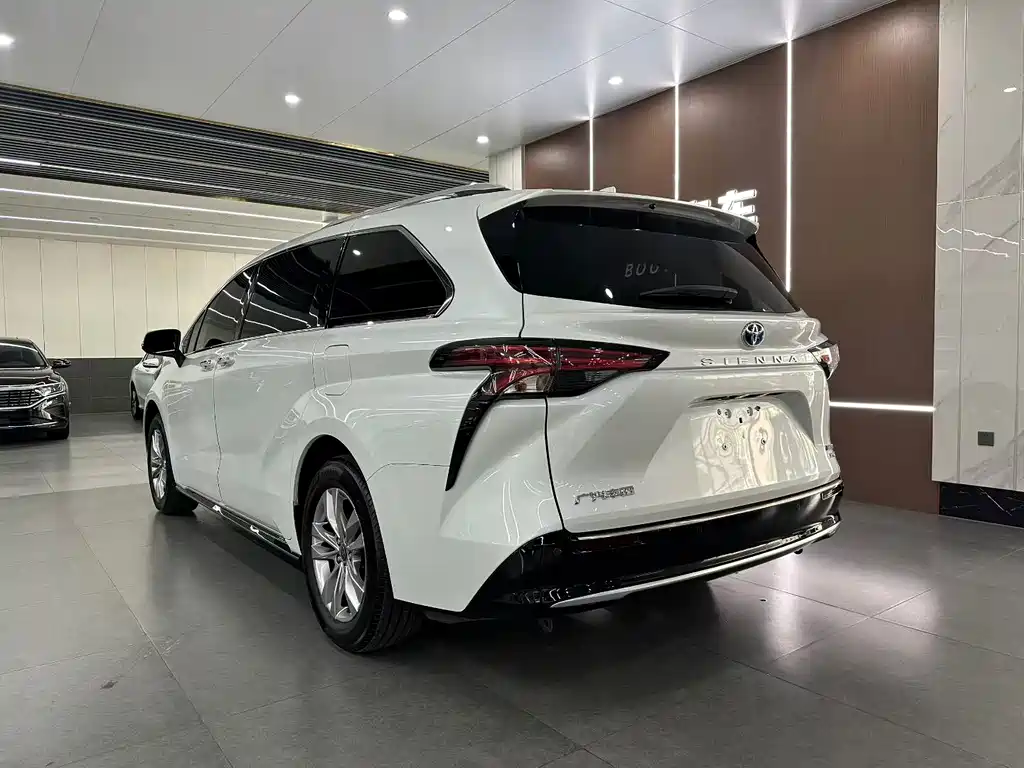 Toyota Sienna 2022