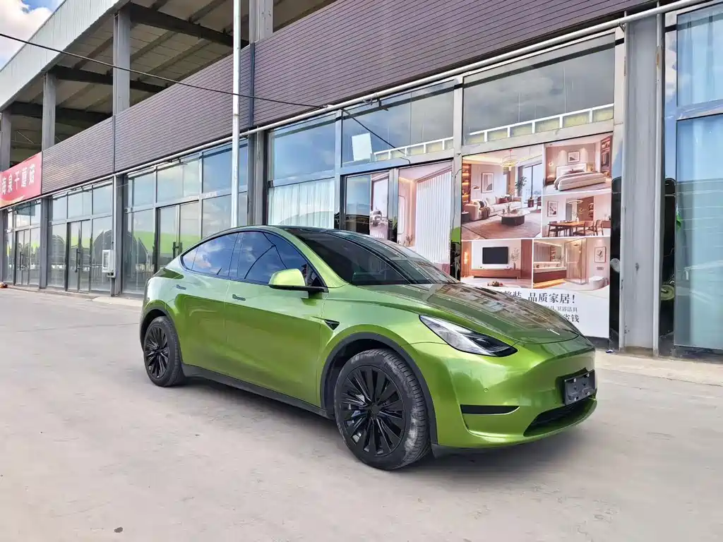 Tesla Model Y 2023 — фото 3