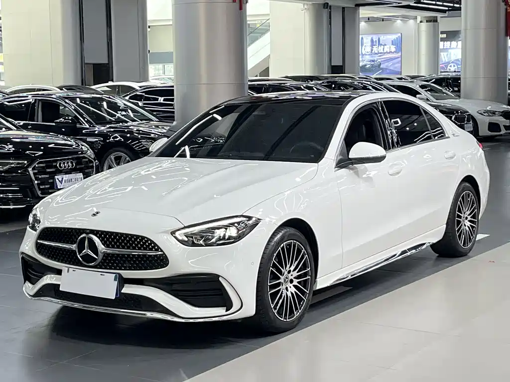 Mercedes-Benz C-Class 2023 — фото 1