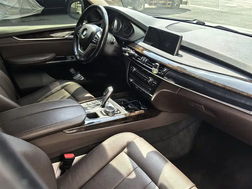 BMW X5 2015 — фото 19
