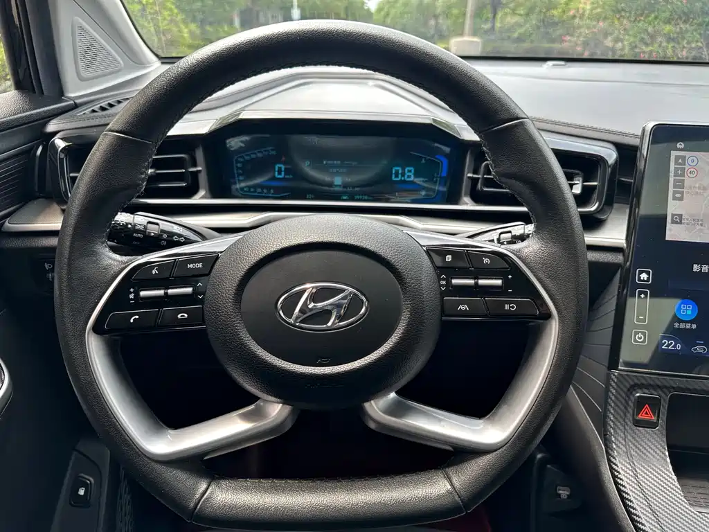 Hyundai Custo 2025 — фото 23