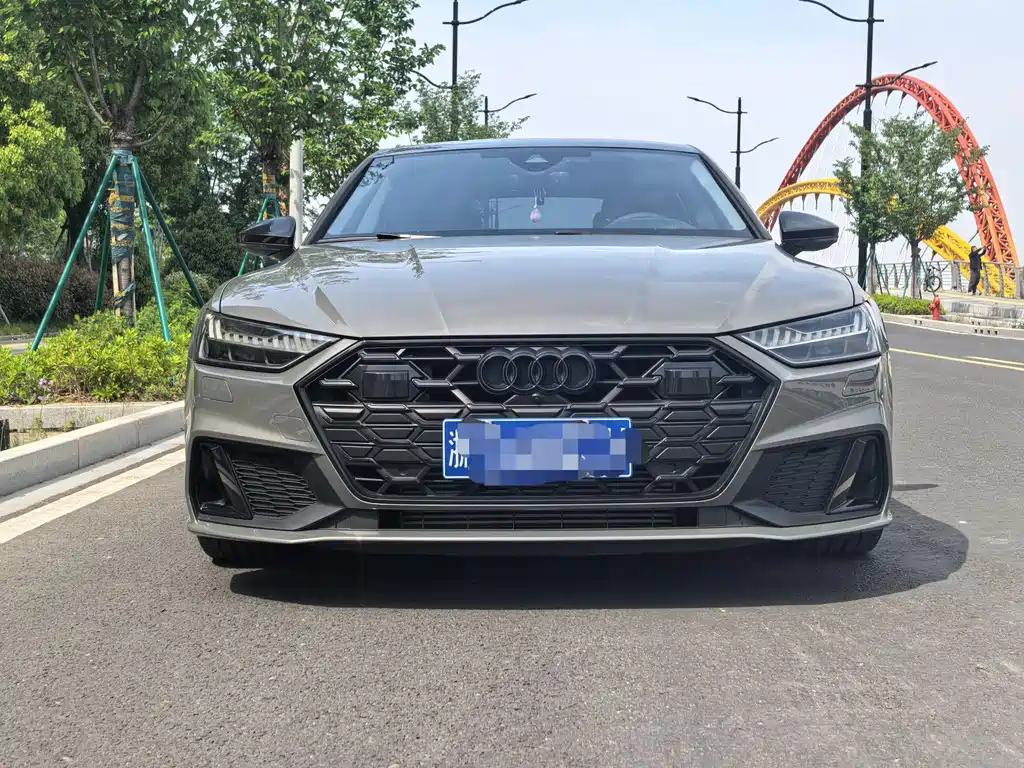 Audi A7 2023 — фото 2