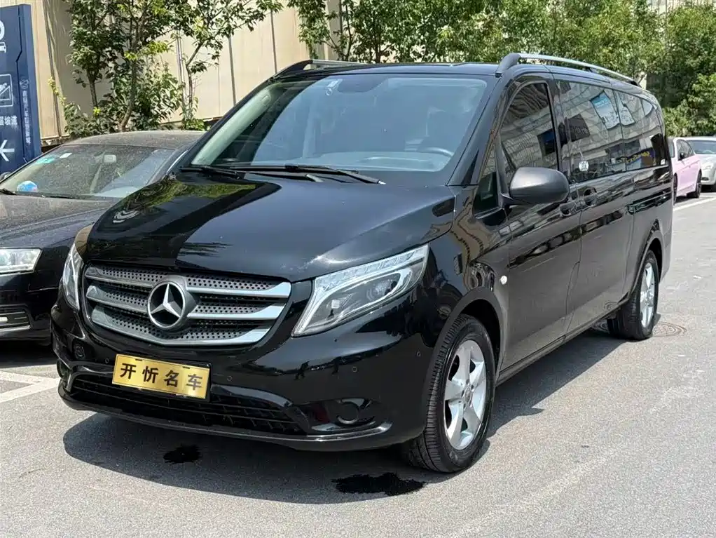 Mercedes-Benz Vito 2018 — фото 1
