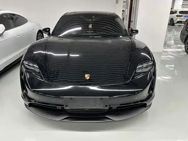 Porsche Taycan 2020