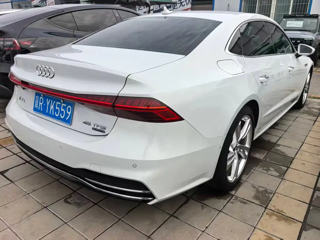 Audi A7L 2023 — фото 4