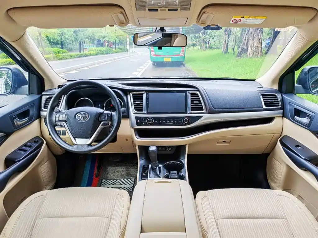 Toyota Highlander 2018