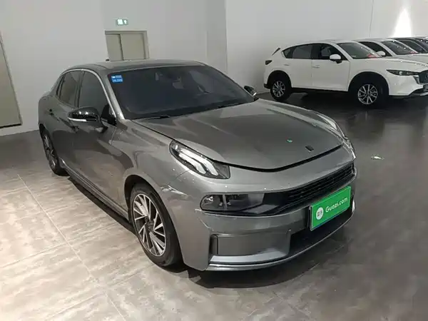Lynk & Co 03 2022