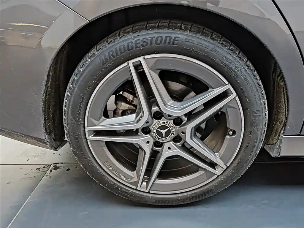 Mercedes-Benz CLA 2025 — фото 11