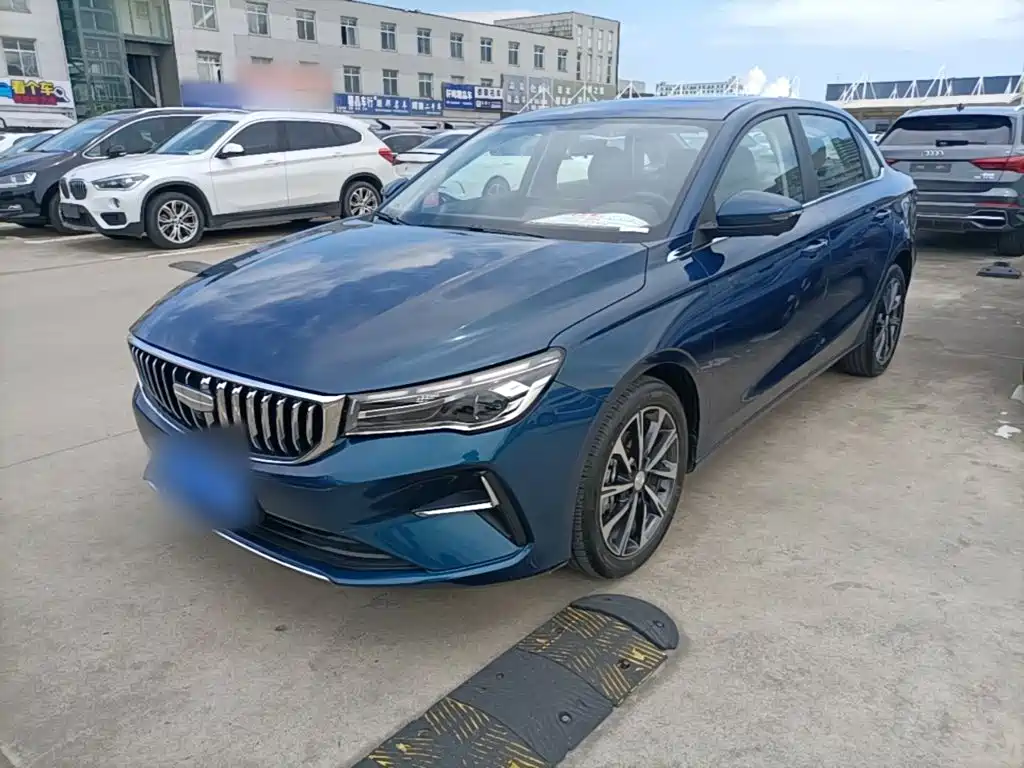 Geely Emgrand 2025