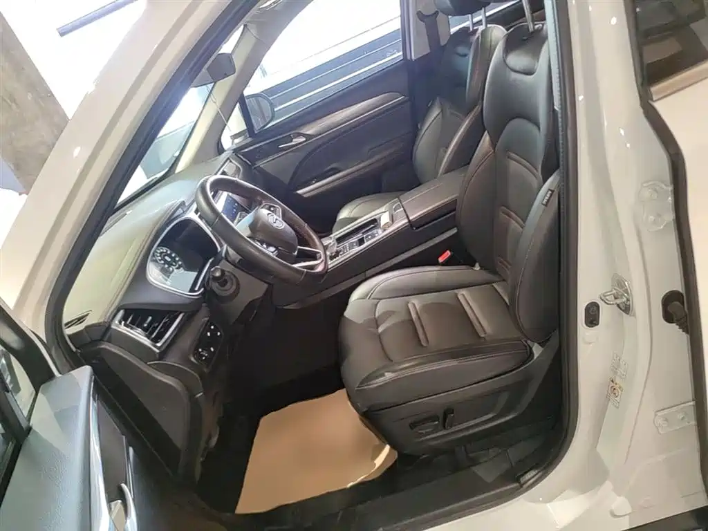 GAC Motor GS4 Plus 2022 — фото 15