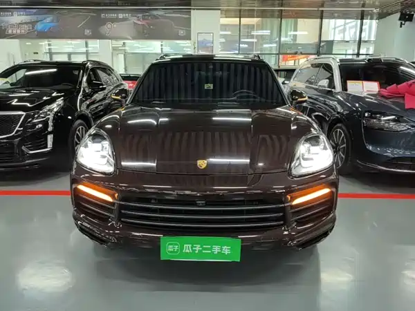 Porsche Cayenne 2023