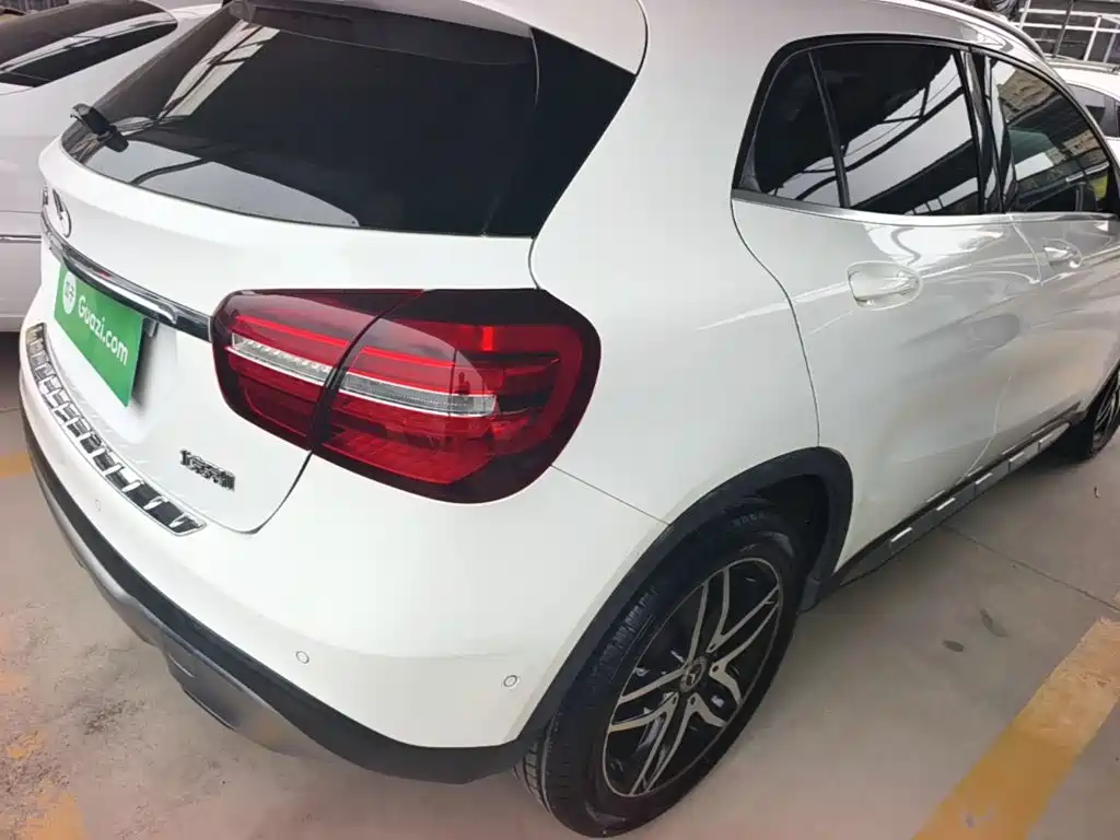 Mercedes-Benz GLA 2017 — фото 8