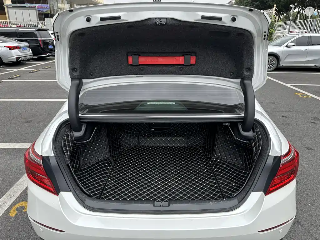 Honda Inspire 2022 — фото 17