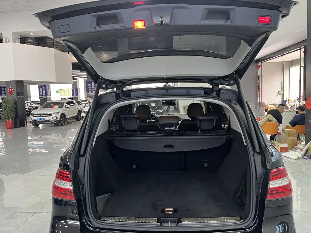Mercedes-Benz M-Class 2014 — фото 18