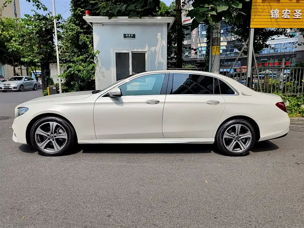 Mercedes-Benz E-Class 2018