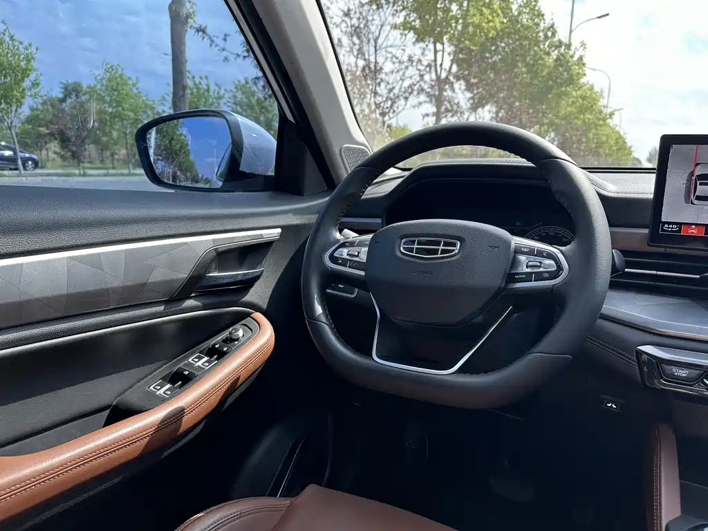 Geely Vision X6 2023 — фото 18