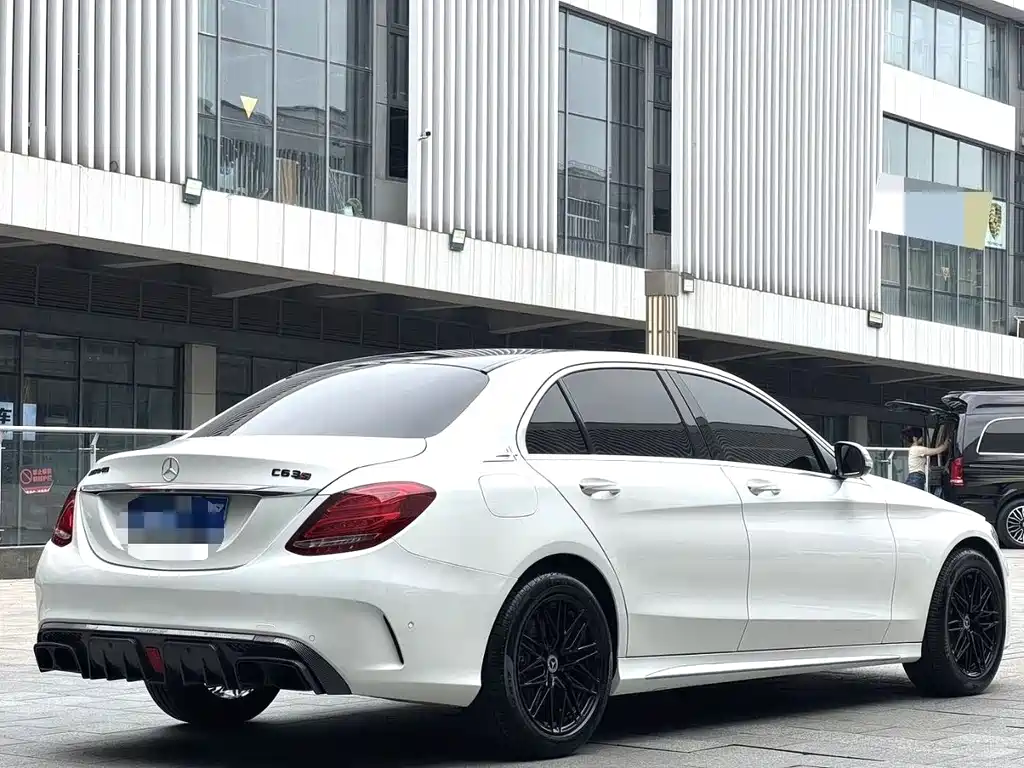 Mercedes-Benz C-Class 2017 — фото 9