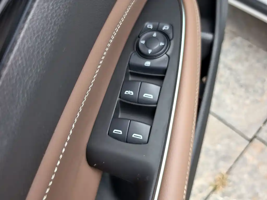 Buick Regal 2022 — фото 10