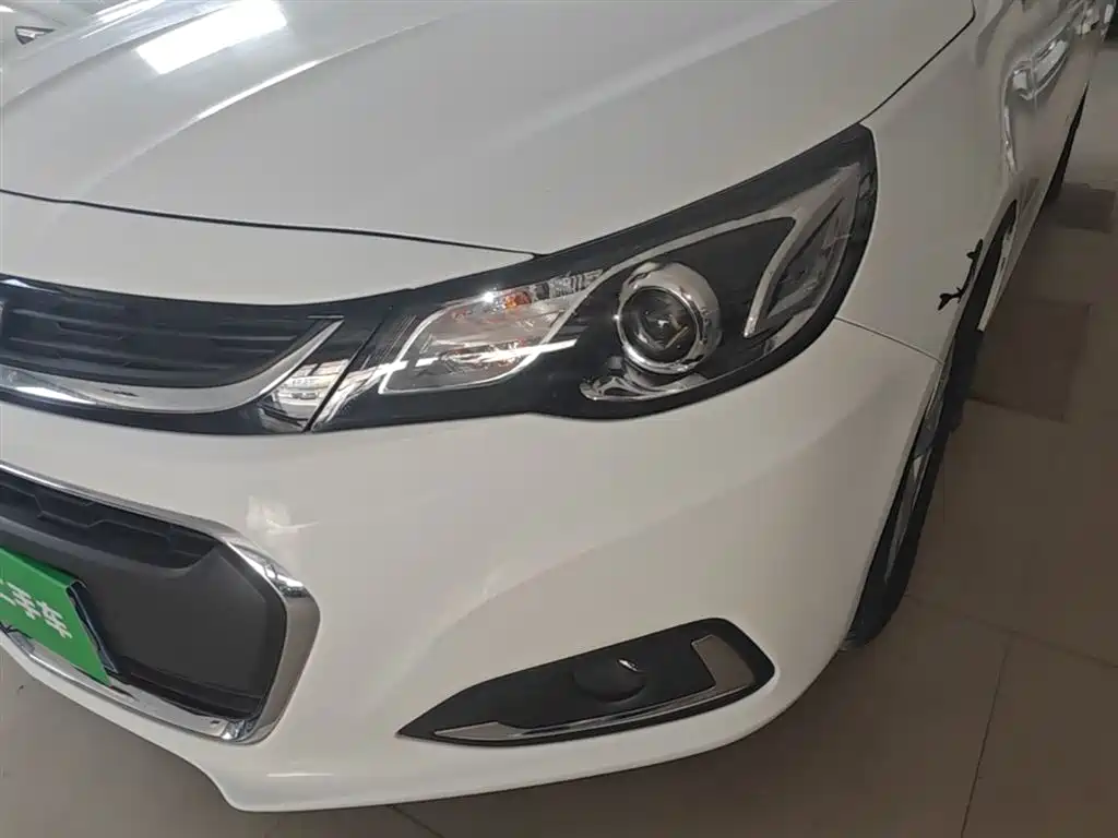 Chevrolet Malibu 2017 — фото 24