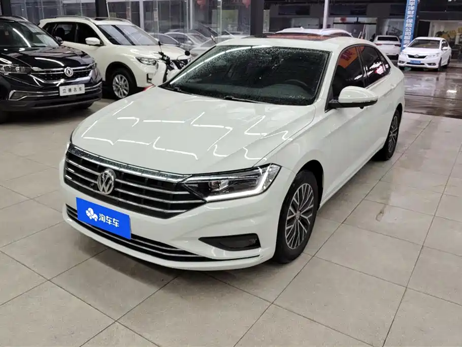 Volkswagen Sagitar 2020