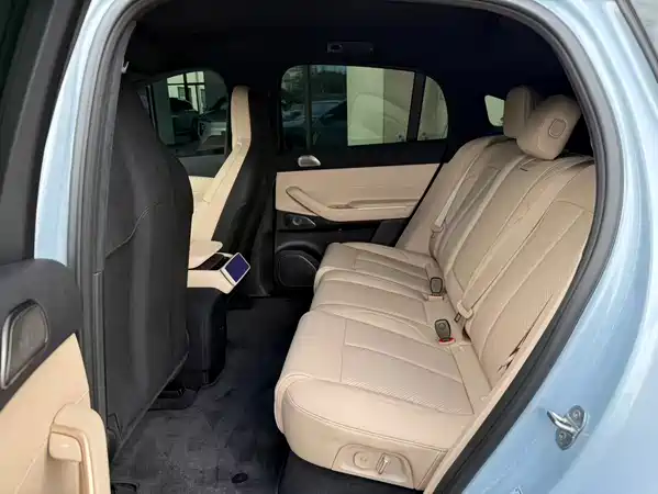 NIO EC7 2023