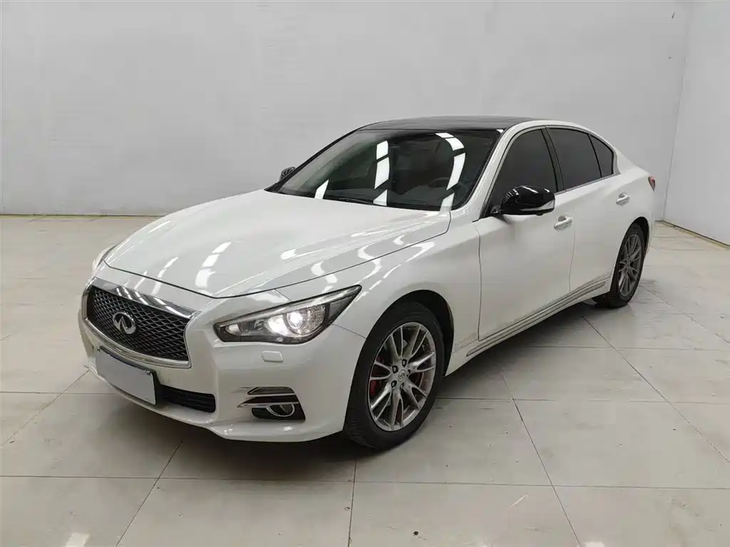 Infiniti Q50L 2017 — фото 2
