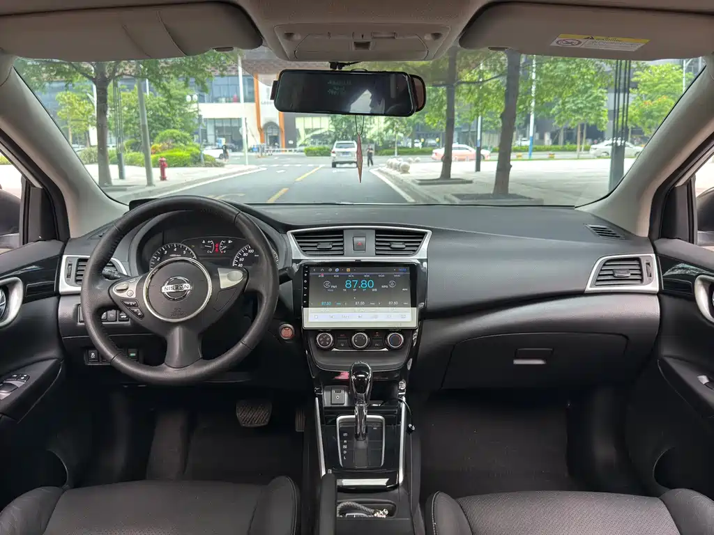 Nissan Sylphy 2018 — фото 4