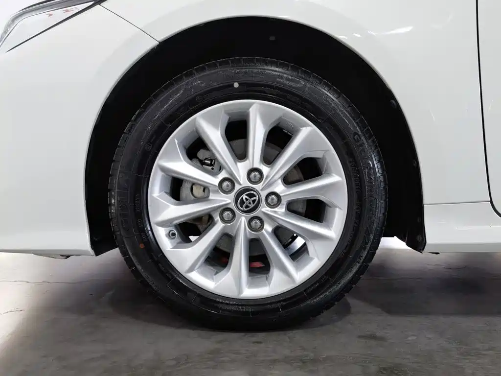 Toyota Corolla 2021 — фото 17