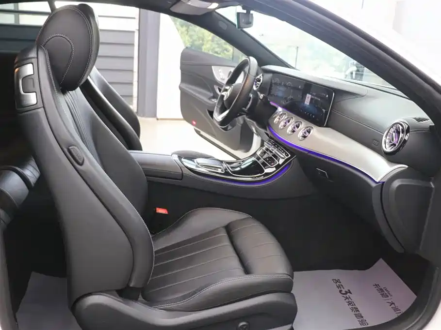 Mercedes-Benz E-Class 2022 — фото 23