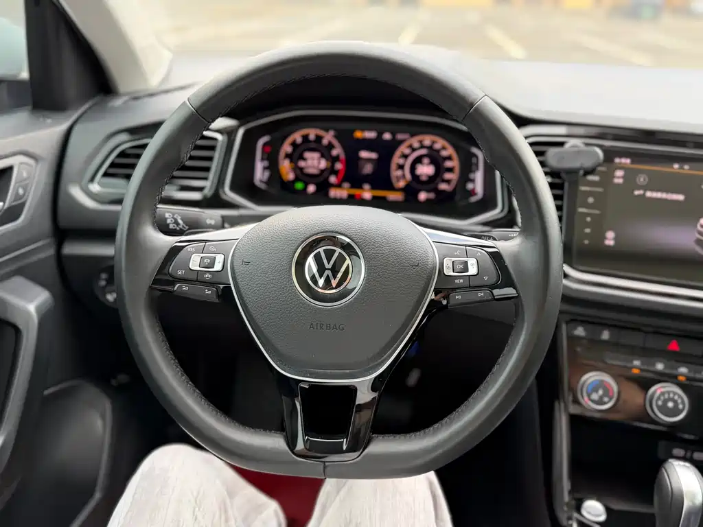 Volkswagen T-Roc 2022 — фото 23