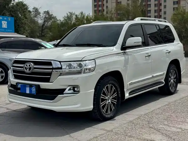Toyota Land Cruiser 2015