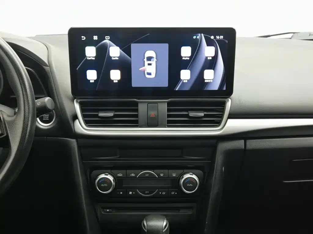 Mazda 3 Axela 2019 — фото 12