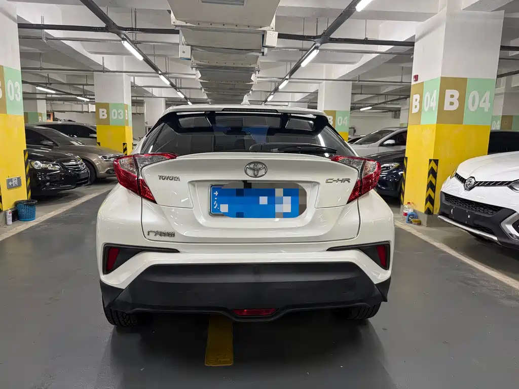 Toyota C-HR 2020 — фото 3