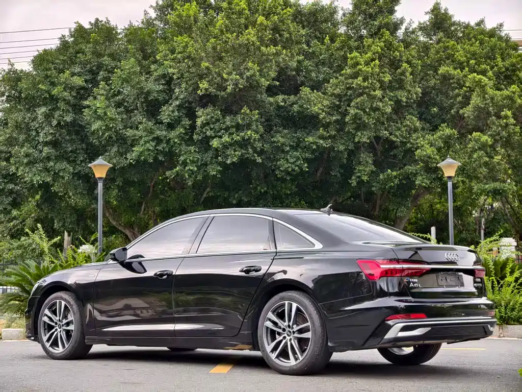 Audi A6L 2023