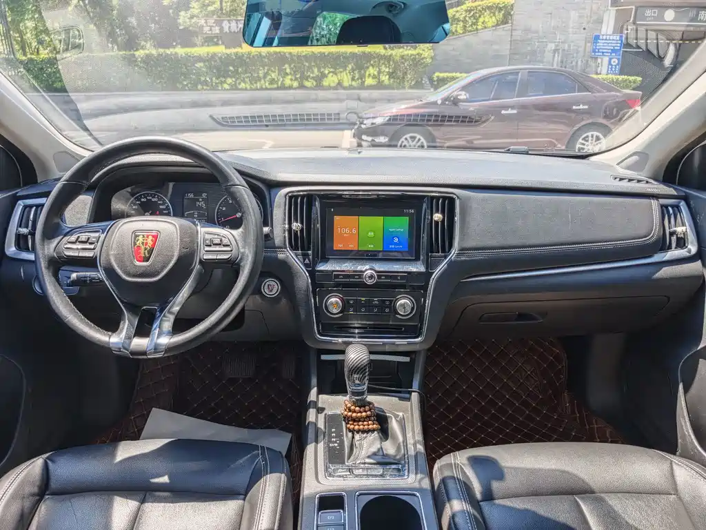 Roewe i6 Classic 2018 — фото 16