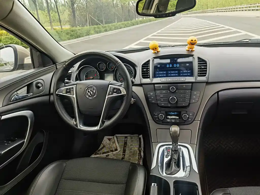 Buick Regal 2013 — фото 11