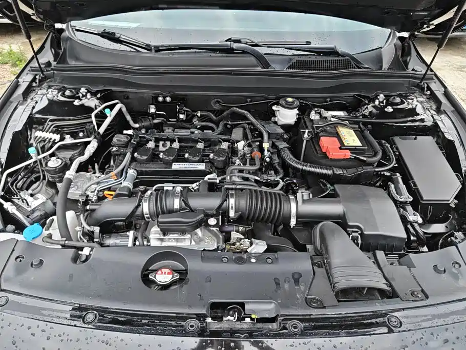 Honda Accord 2022 — фото 10