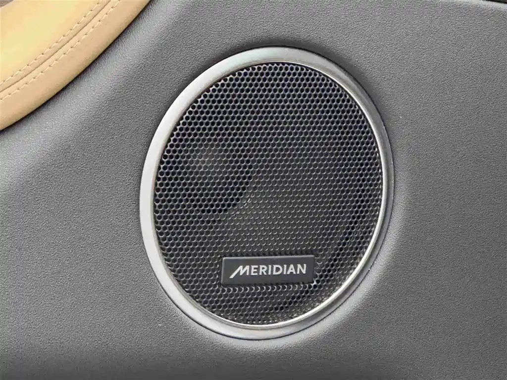 Land Rover Discovery Sport 2025 — фото 16