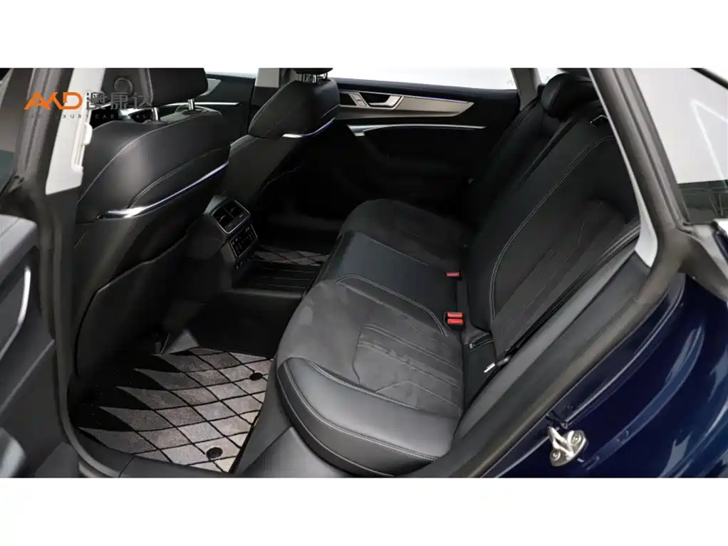 Audi A7L 2026
