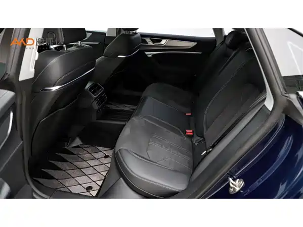 Audi A7L 2026