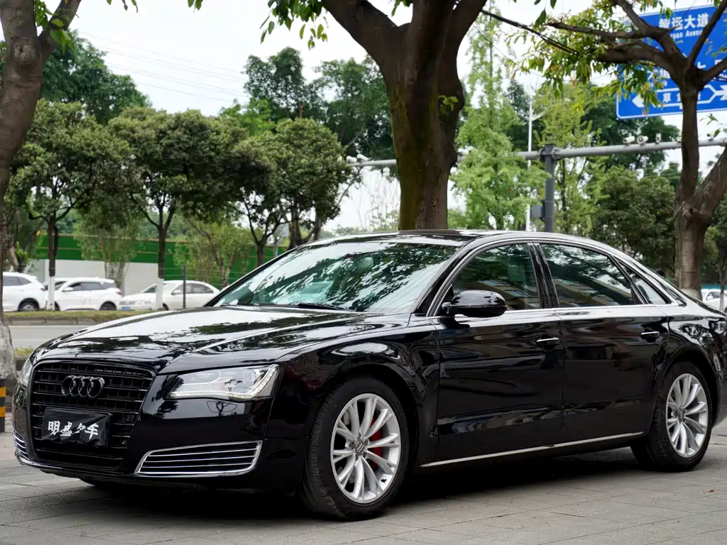 Audi A8 2012