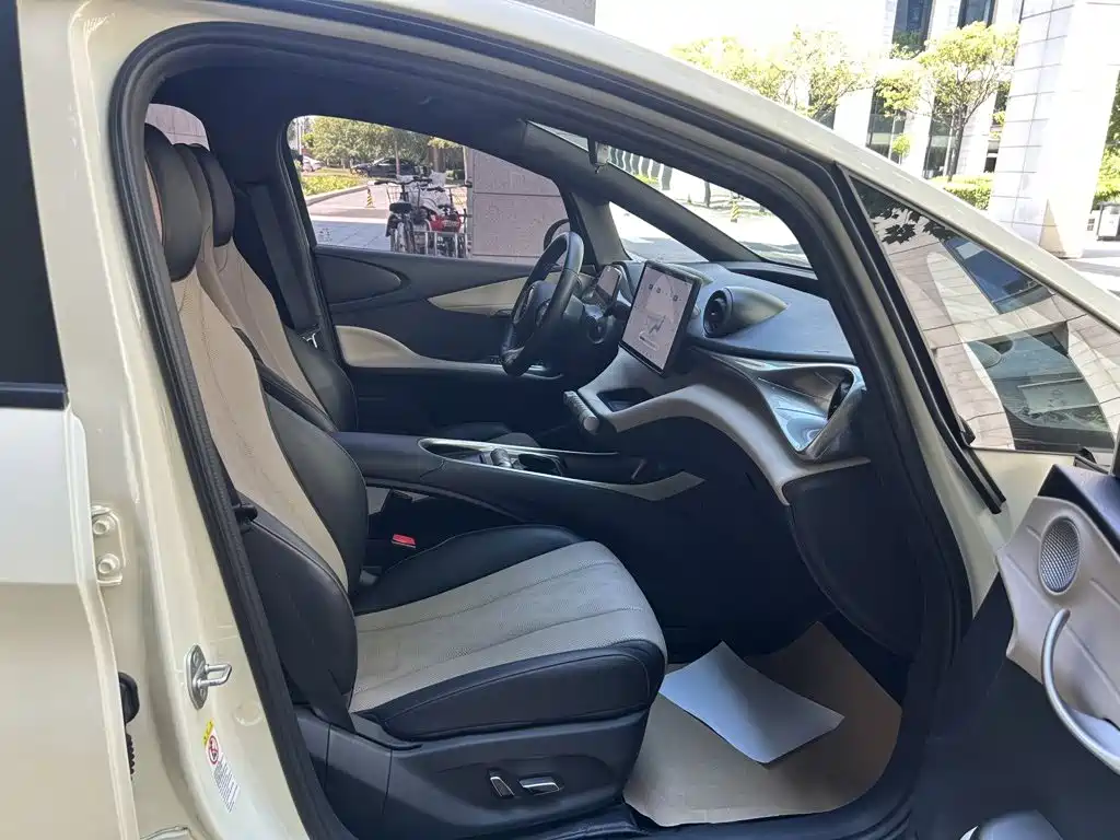 BYD Dolphin 2023 — фото 17