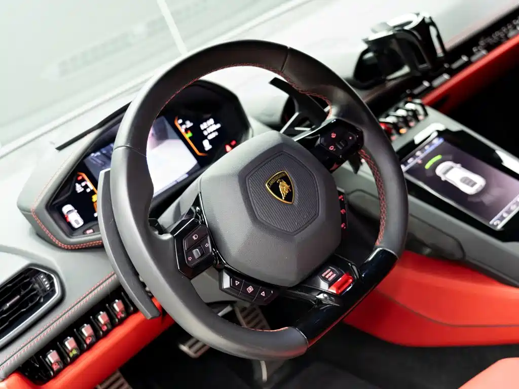Lamborghini Huracan 2022 — фото 12