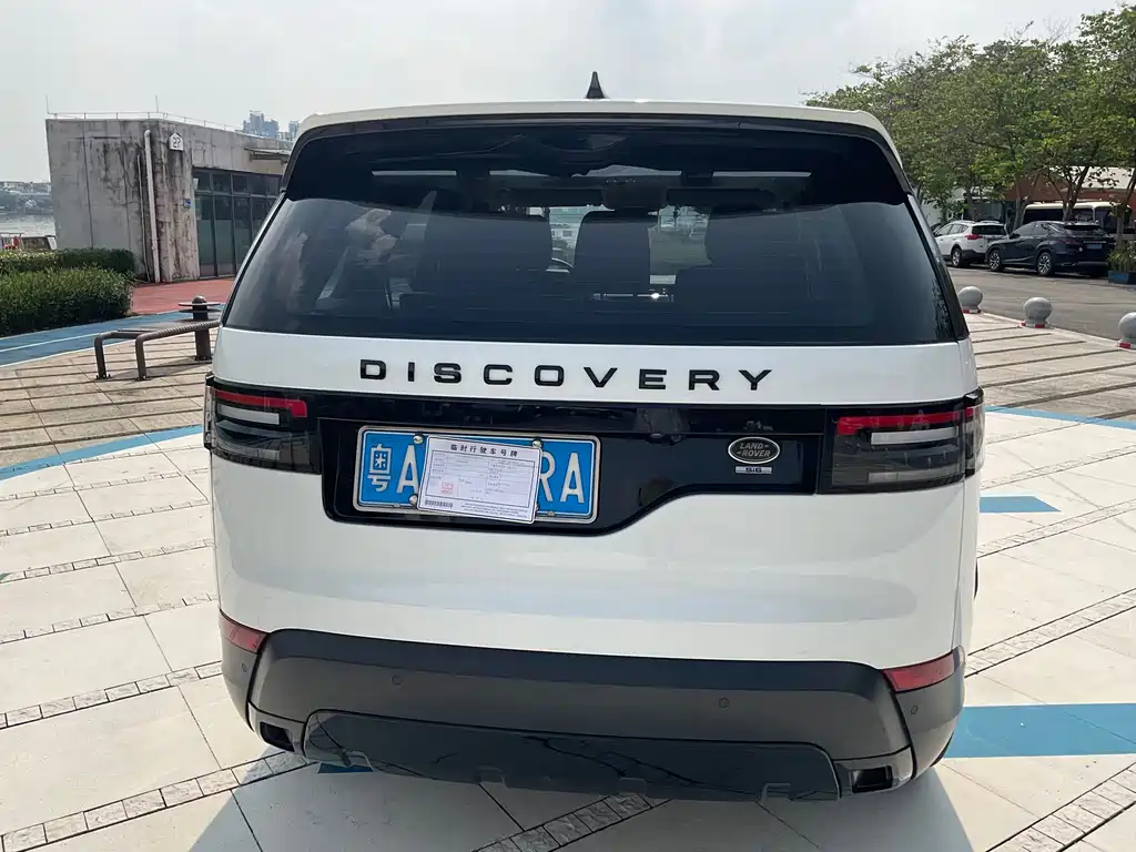 Land Rover Discovery 2020 — фото 5