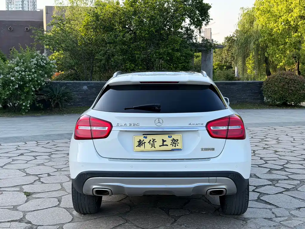 Mercedes-Benz GLA 2017 — фото 13