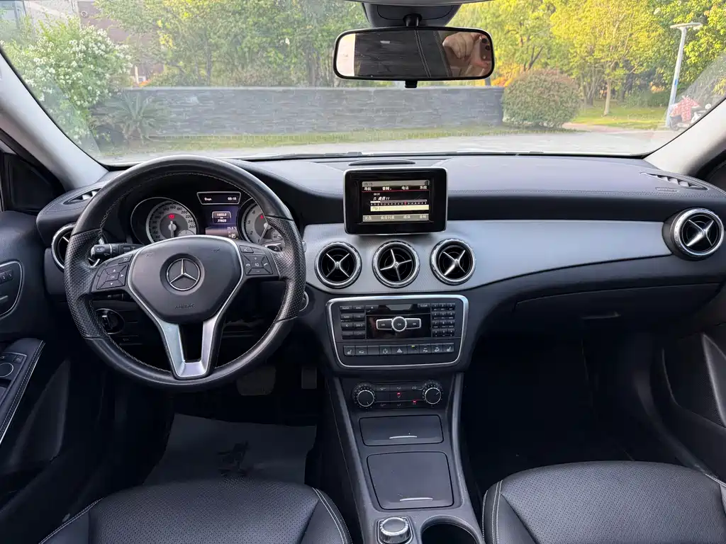 Mercedes-Benz GLA 2017 — фото 9