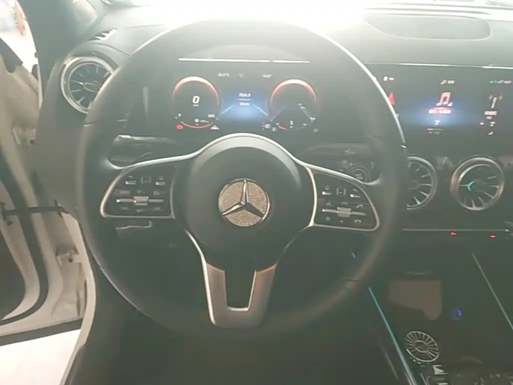 Mercedes-Benz GLA 2022