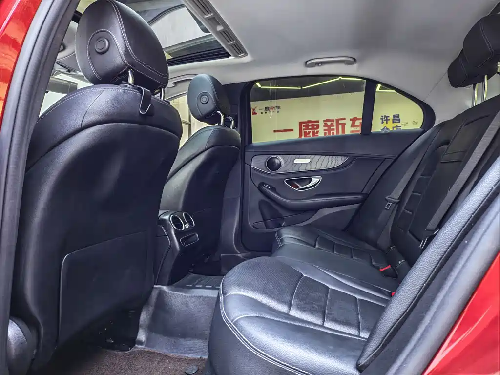 Mercedes-Benz C-Class 2019 — фото 15