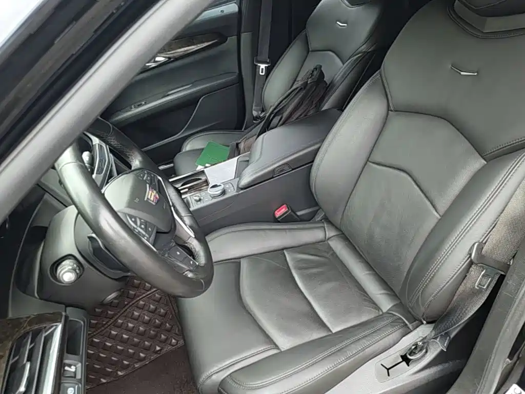 Cadillac CT6 2021 — фото 15